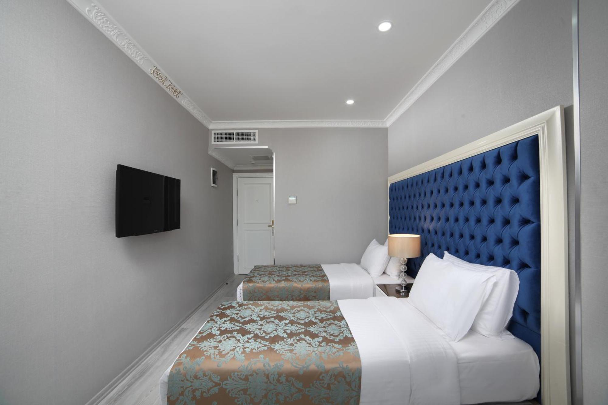 White Monarch Otel