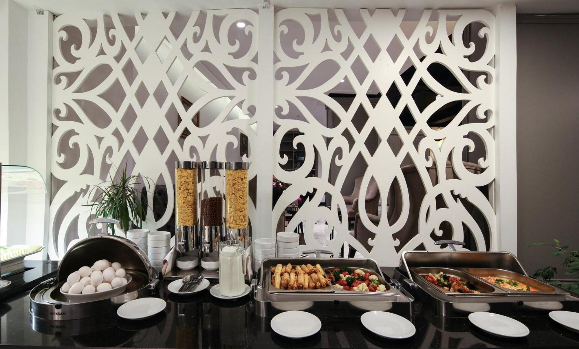 White Monarch Otel 4*